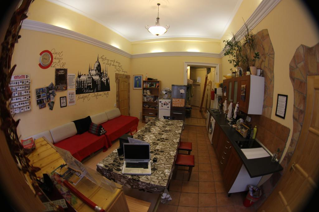 Budapest Centrum Cozy Hostel Zewnętrze zdjęcie